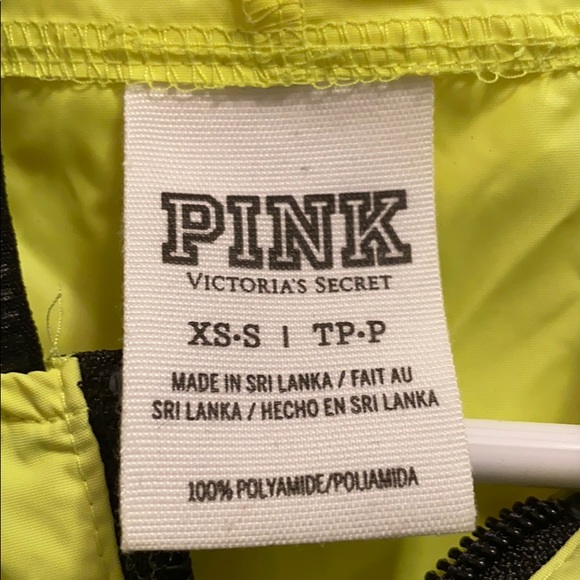 Women’s Victoria Secret Windbreaker 🔥 - Picture 2 of 3